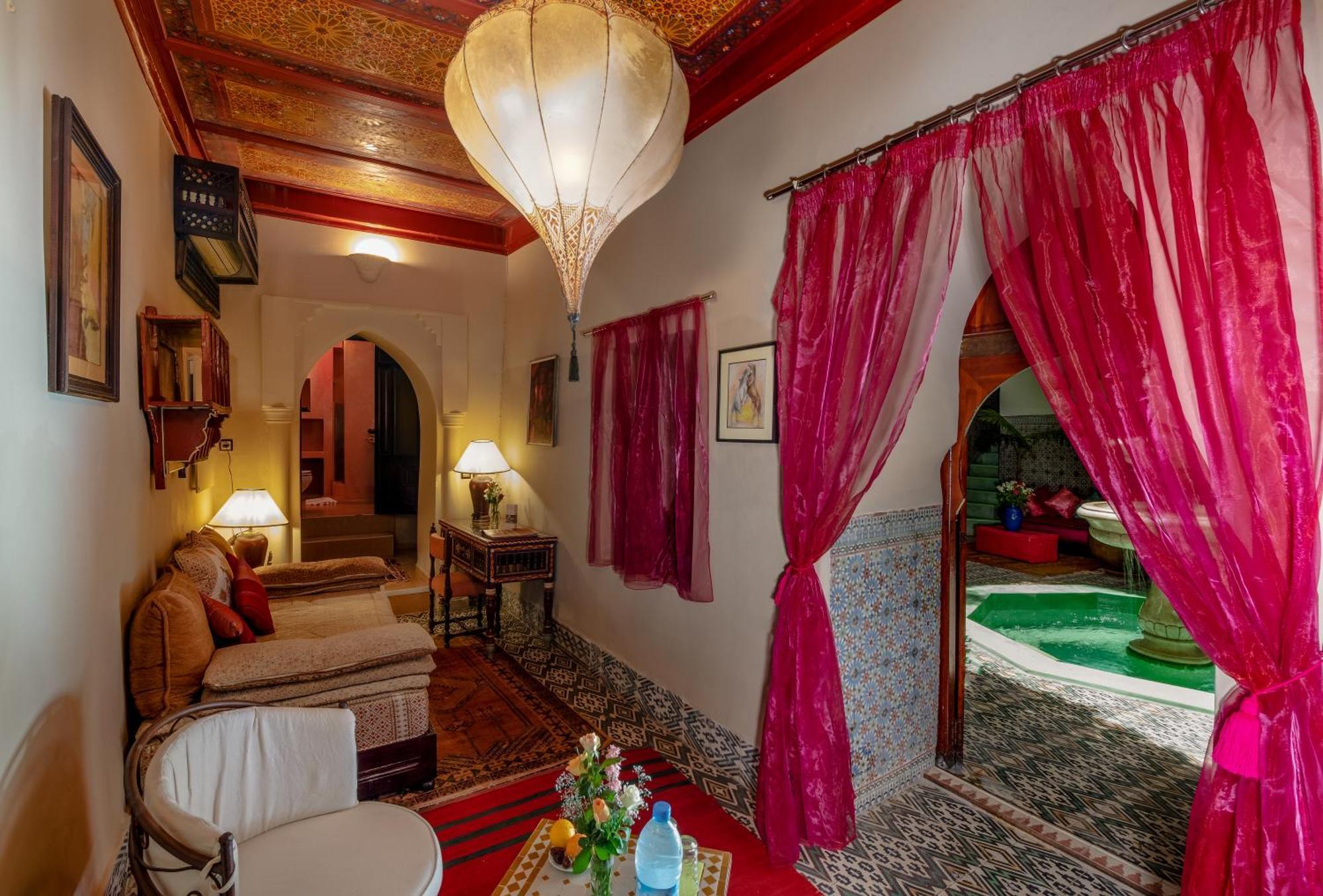 Abelia Riad - 2024 Traveler'S Choice Award Marrakesh Camera foto